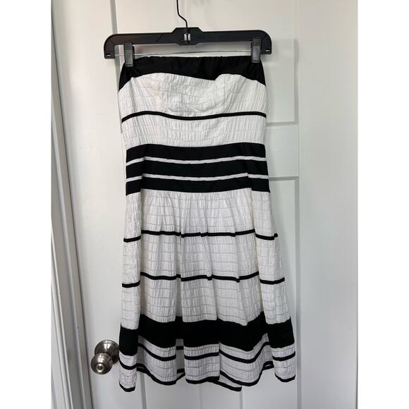 The Limited Women's Striped Strapless Mini Dress Cocktail White Black Size 0 - Picture 1 of 12